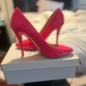 Steve Madden size 10 pumps